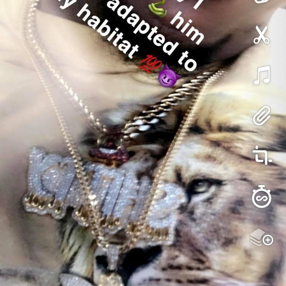 Meet your Posher, Cee